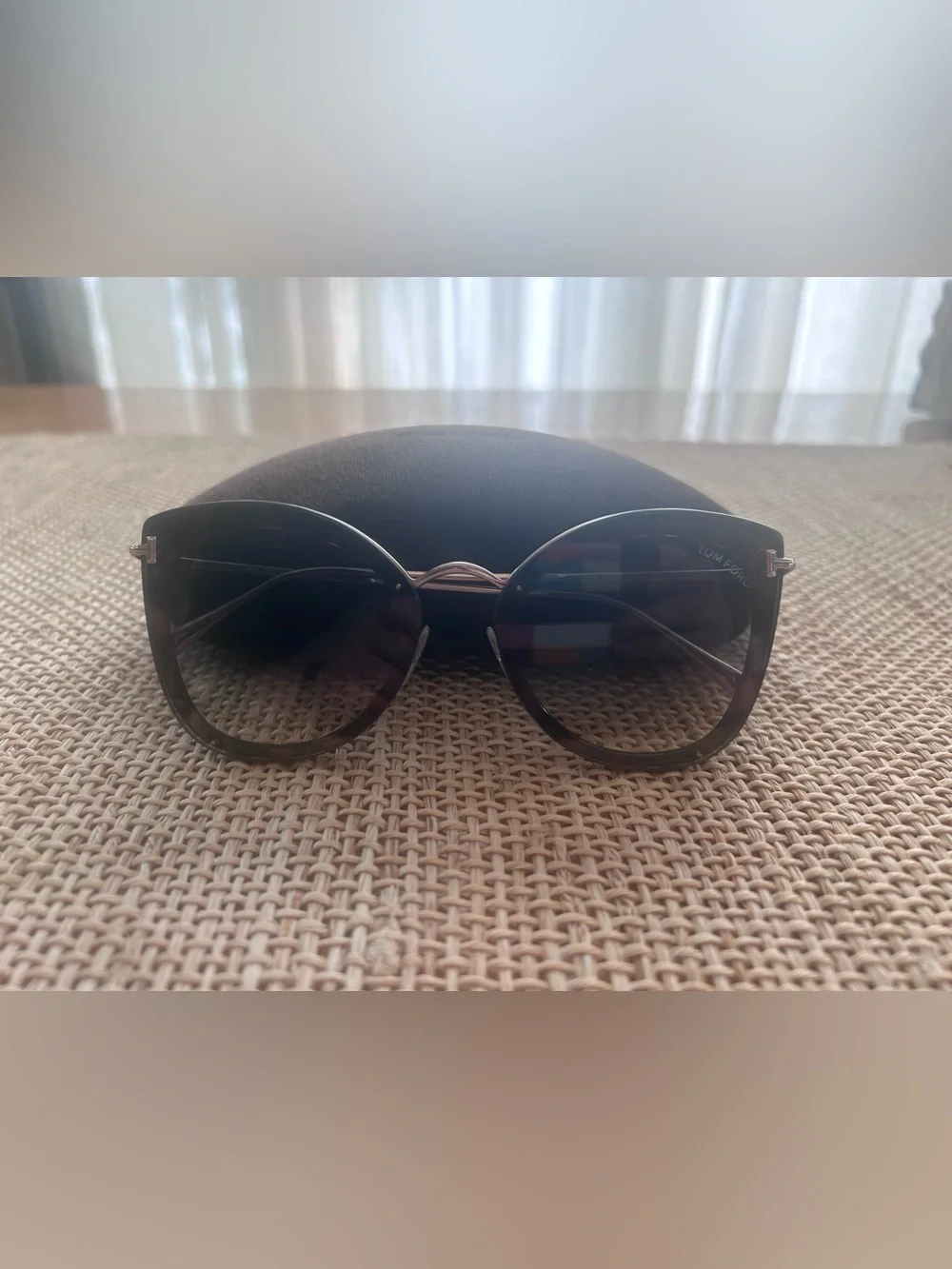 Tom Ford Charlotte 62mm Gold Tone w/Havana Tortoise Butterfly Shape Polarized.